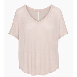 The Group by Babaton Taurus T-Shirt | Aritzia